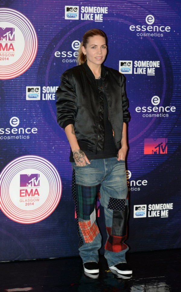 Shylar Grey MTV EMA 2014 (9 ноября) 